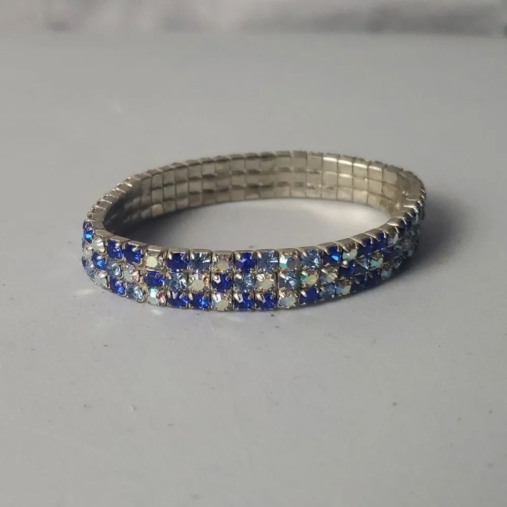 Faux Blue, White Bracelet‎